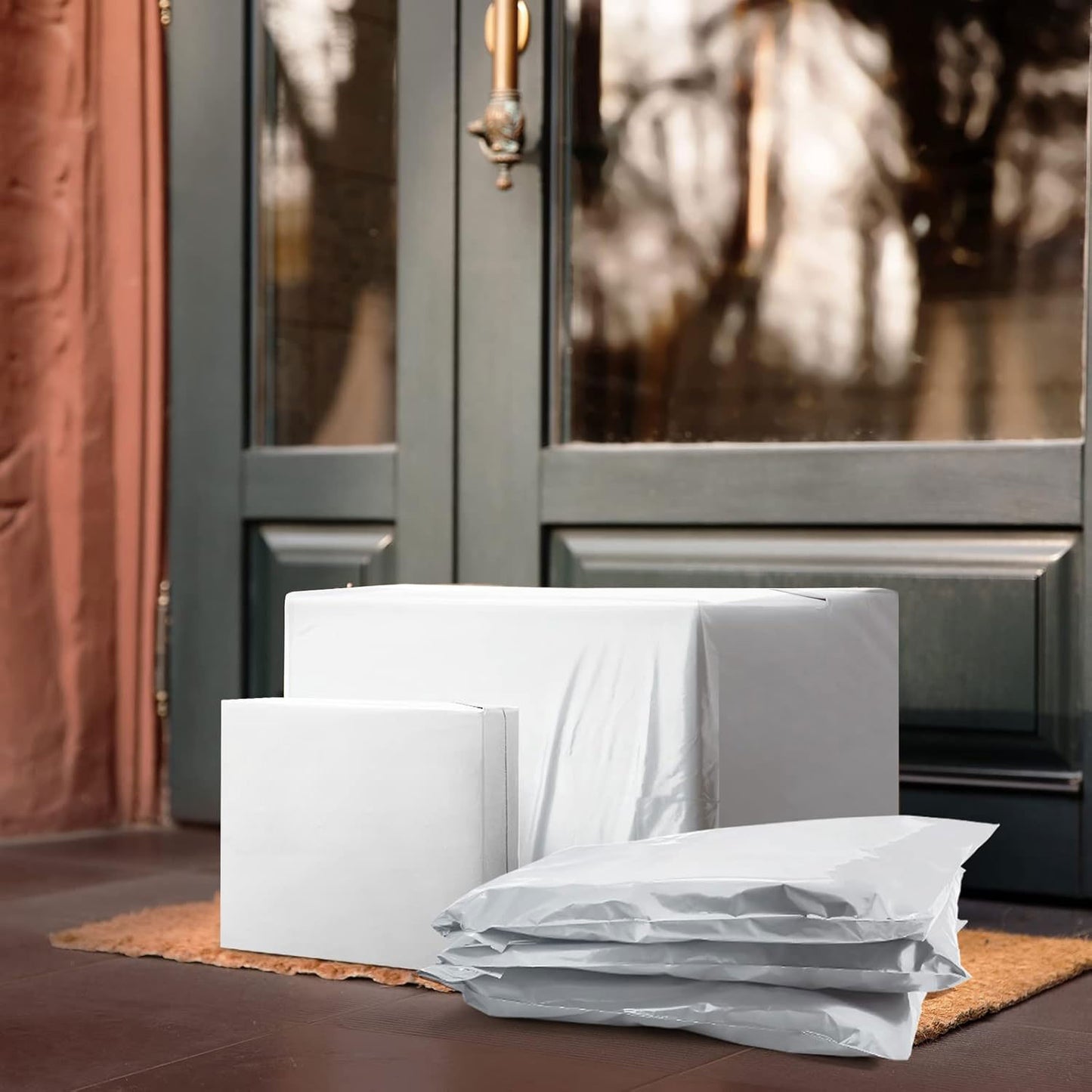10 × 13 White Poly Mailer w/ Seal